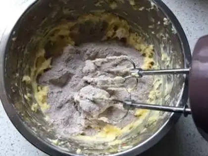 Make The red sunflower seed Incracker step 4