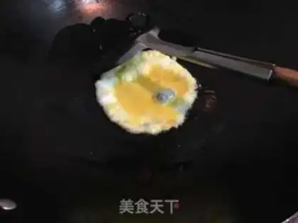 Make Tomato egg gravy step 4