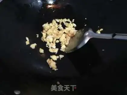 Make Tomato egg gravy step 5