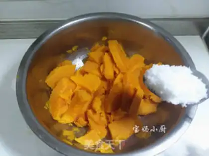 Make Pumpkin sesame cake step 2