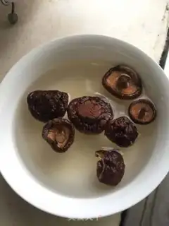 Make Wuhan, three bean skins step 2
