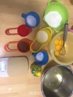 Make Raspberry naked cake step 0