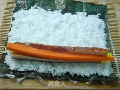 Make Eels sushi rolls step 2