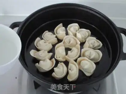 Make Egg frying step 5