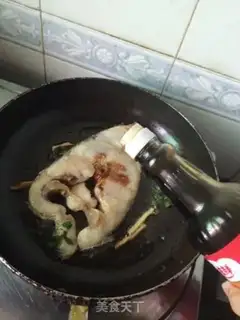 Make Home-cooked fish step 6