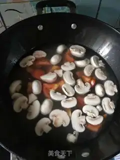 Make Tomato mushroom noodles step 8