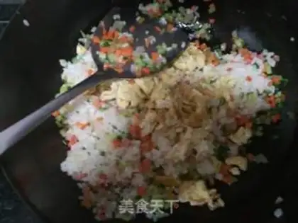 Make Pineapple rice step 5