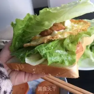 Make Smiley sandwich step 6