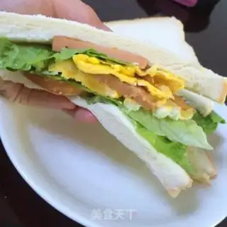 Make Smiley sandwich step 9