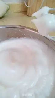 Make ♪ Strange fruit cream roll ♪ step 1