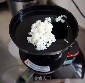 Make The original juicer makes the baby rice step 1