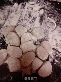 Make Rose buns step 3
