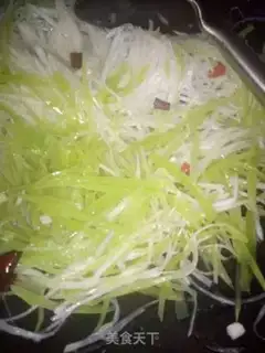 Make Scrambled white silk step 2