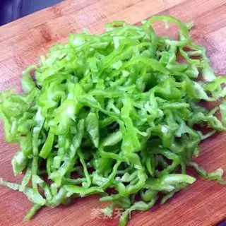 Make Pepper fried eggs step 1