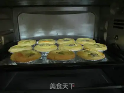 Make ♪ The monkeys are full of balls ♪ step 10