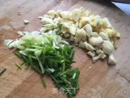 Make Powdery squid corn noodles step 0