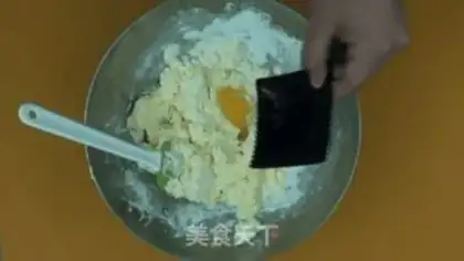 Make Black Widow Biscuit step 2