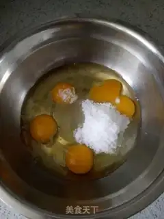 Make SpongeBob cake step 1