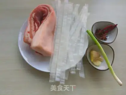 Make Pork stew step 0