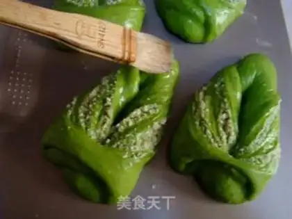 Make Green leaf coconut bread step 15