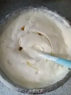 Make SpongeBob cake step 6
