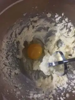 Make Butter cupcakes step 1