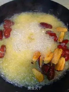 Make Red-tree tea step 5