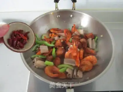 Make Hot chicken fin shrimp step 9