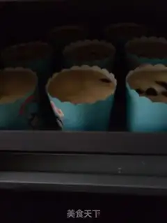 Make SpongeBob cake step 8