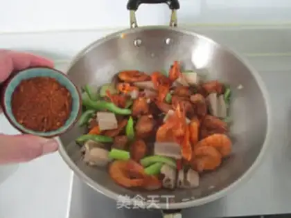 Make Hot chicken fin shrimp step 10