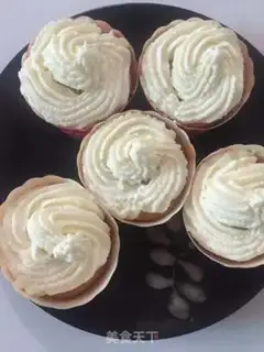 Make Butter cupcakes step 8