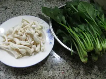 Make White mascara spinach step 0