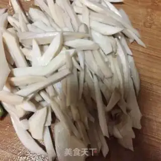 Make Homemade chicken-legged mushrooms step 0