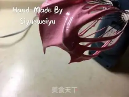 Make Pink Macalon step 8