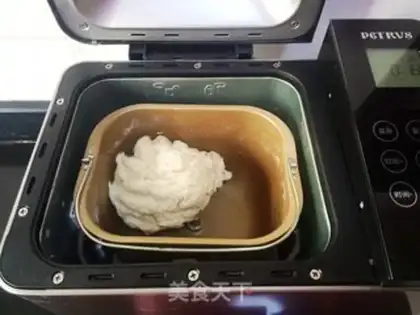 Make Big cabbage meat bun step 2