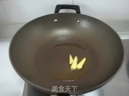 Make Cheese sauce and gravy step 4