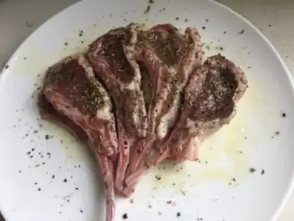 Make French rosemary roast lamb chops step 1