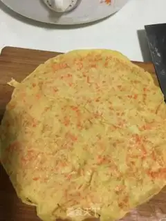 Make Shrimp corn fried eggs step 1