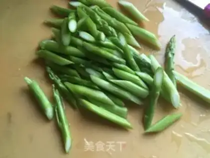 Make Lily