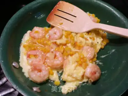 Make Shrimp corn fried eggs step 4