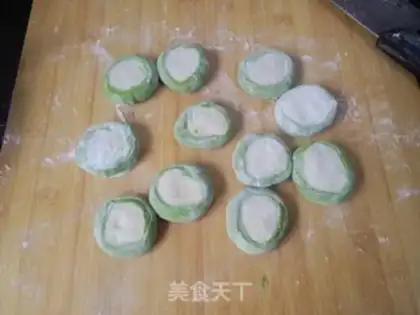 Make Emerald cabbage dumplings step 19