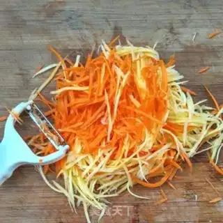 Make Carrotsinball step 1
