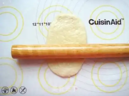 Make Spaghetti bread step 7