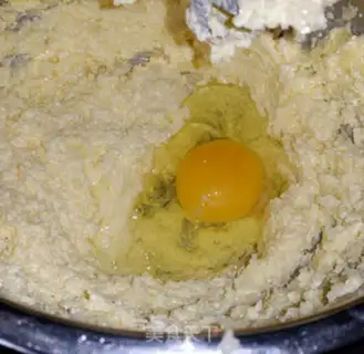 Make Marble pound cake step 4