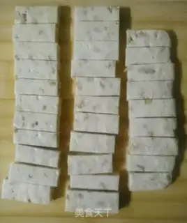 Make Cow Rolling Sugar step 12