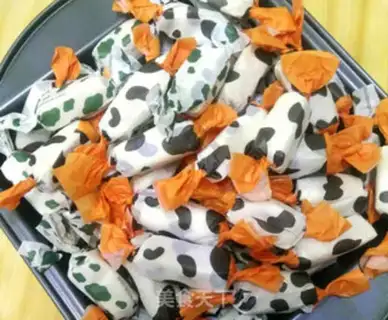 Make Cow Rolling Sugar step 13