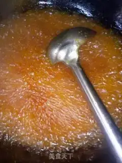Make Red oil and meat step 2