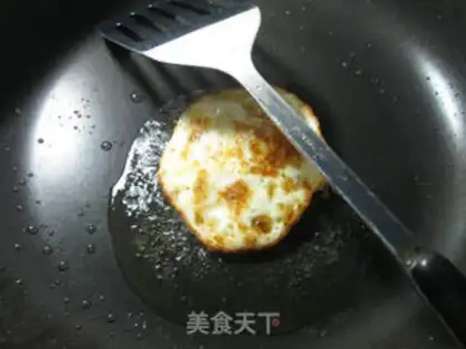 Make The pasta is burning the eggs step 1
