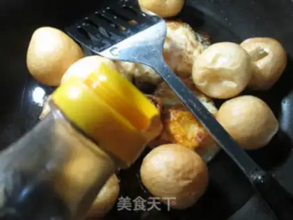Make The pasta is burning the eggs step 4