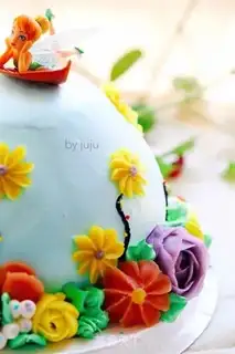 Make Fantasy World Cupcake step 12